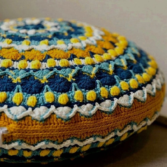 Узорные вязаные чехлы для подушечек