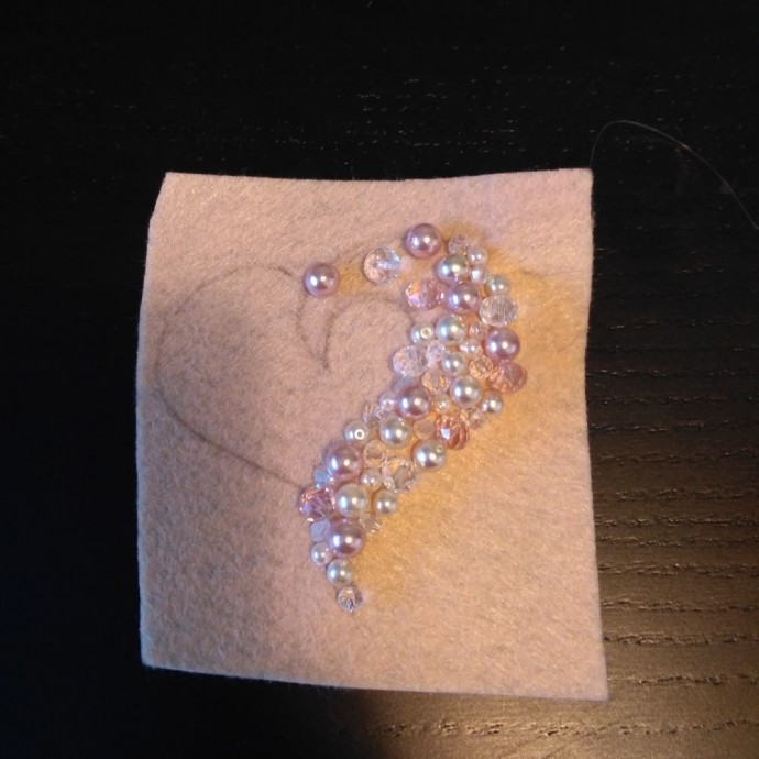 Брошь "Сердце" Брошь "Сердце"