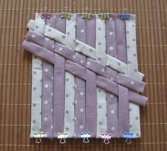 Интересное плетение пэчворка из трёх видов ткани