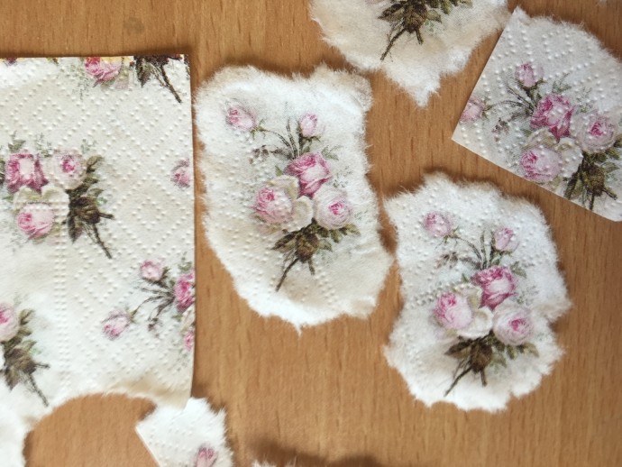 Красивый кувшин из старого чайника