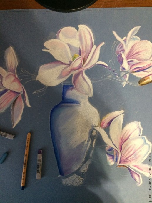 Рисуем сухой пастелью вазу с цветами Рисуем сухой пастелью вазу с цветами