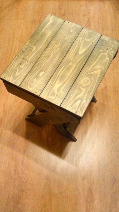 Самодельный складной табурет