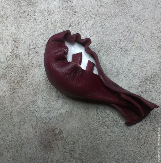 Гранат из кожи Гранат из кожи