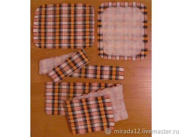 Шкатулка-косметичка с жестким каркасом