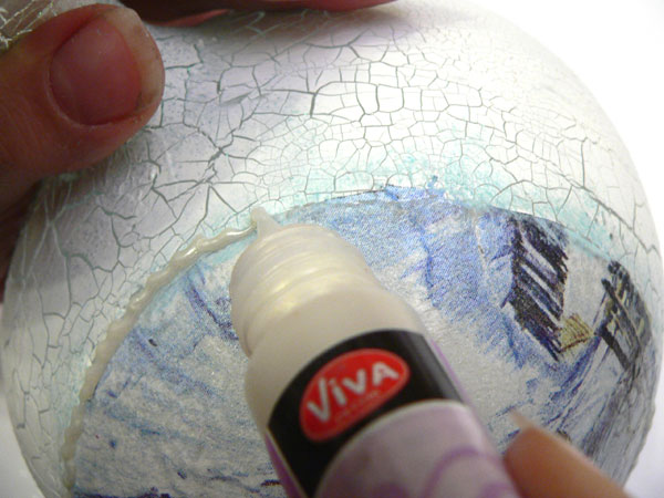 Рождественские подсвечники из бокалов в технике декупажа