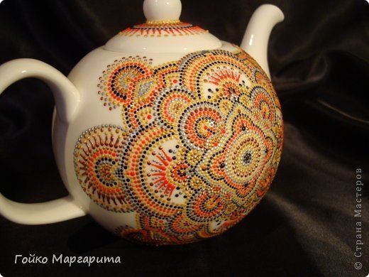 Точечная роспись заварочного чайника
