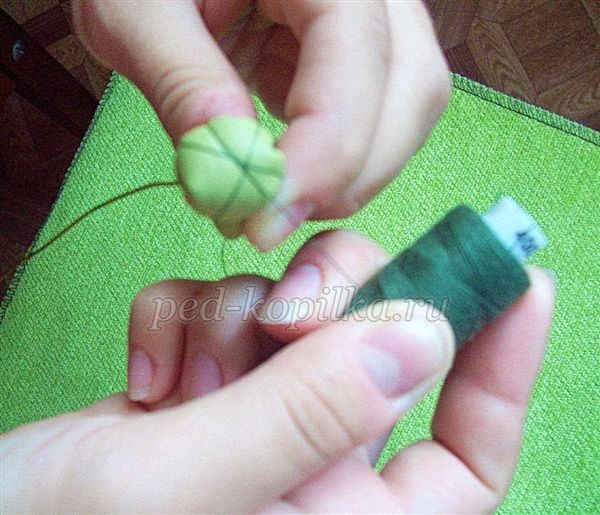 Картина из кожи "Маки"