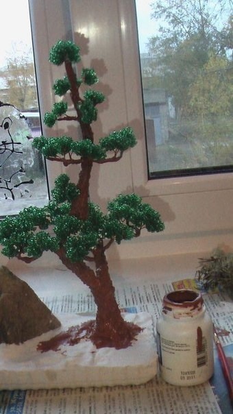 ​Хвойное дерево из бисера