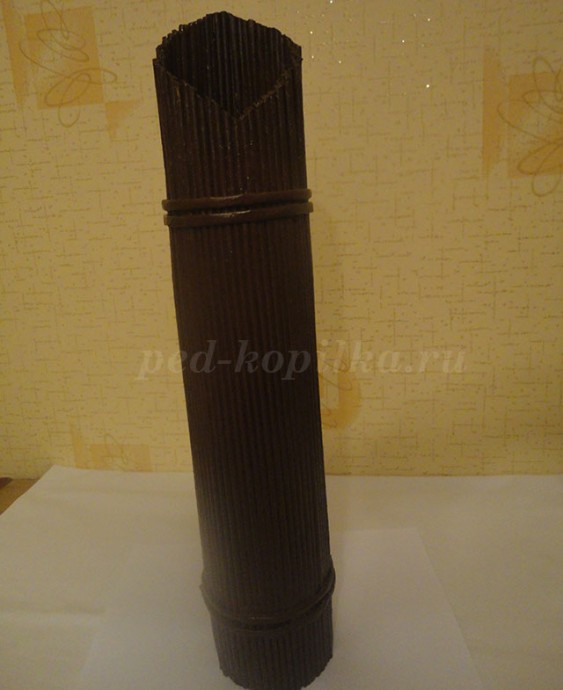 Ваза из газетных трубочек: мастер-класс Ваза из газетных трубочек: мастер-класс