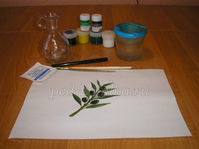 Роспись стеклянного кувшина: мастер-класс