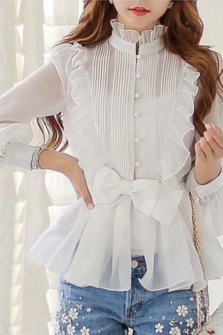 Стильные белые блузы: подборка фасонов на заметку