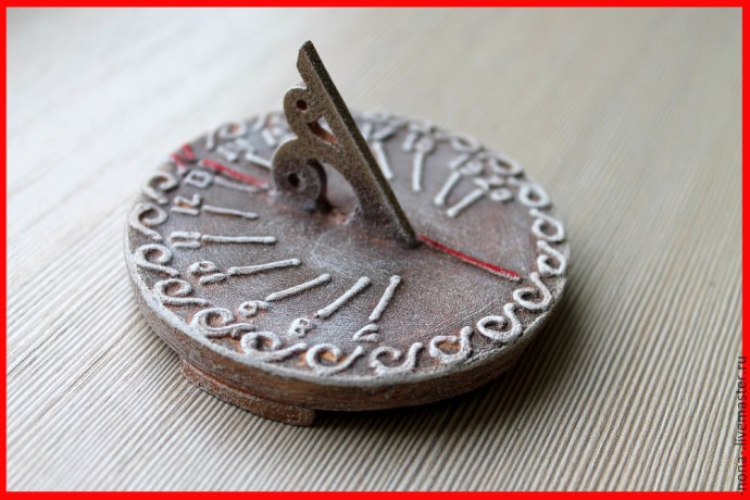 Солнечные наручные часы