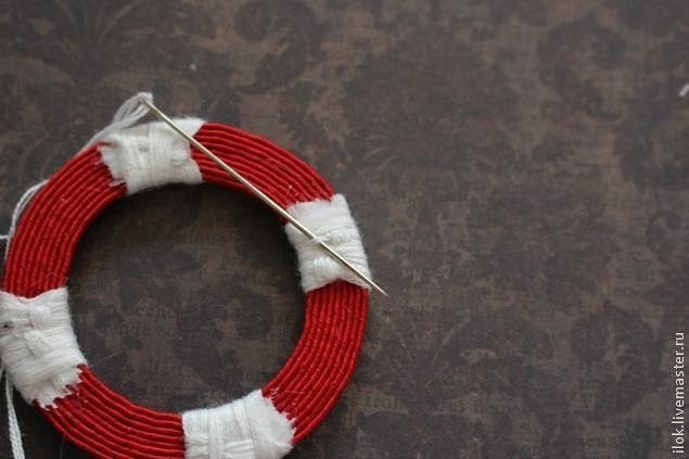 Брошь в морском стиле