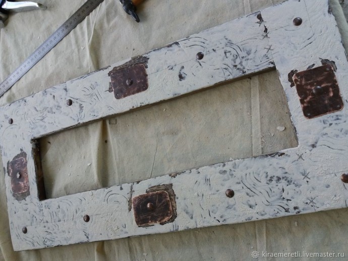 Декорирование рамы для левкаса