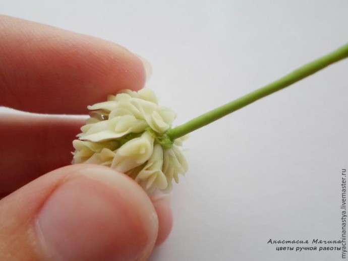 Лепка клевера из полимерной глины