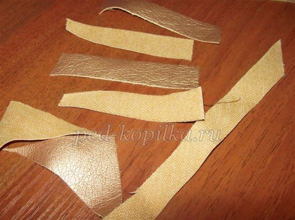 Картина из кожи "Маки"