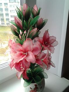 Яркие цветы из капрона: идеи