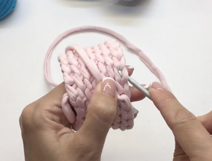 Шикарный летний аксессуар из трикотажной пряжи для настоящих модниц