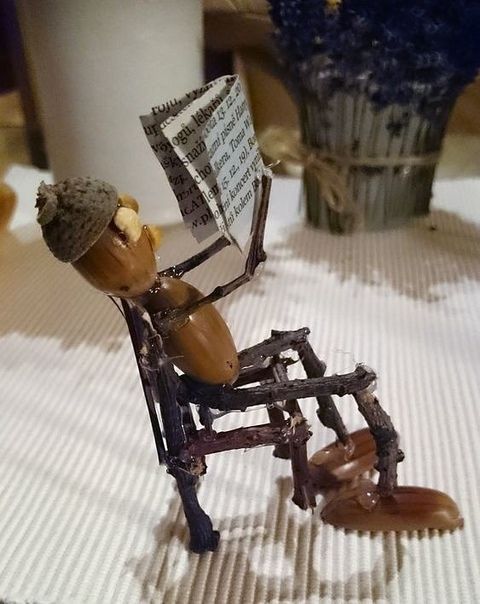 Веселые поделки из желудей