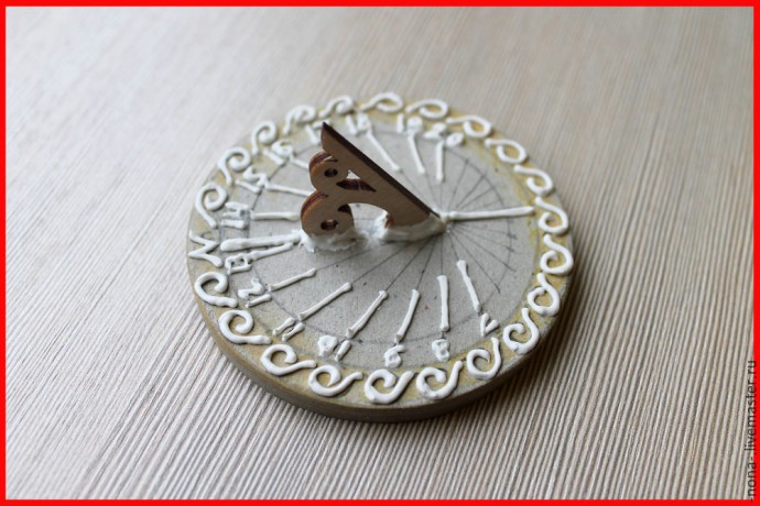 Солнечные наручные часы