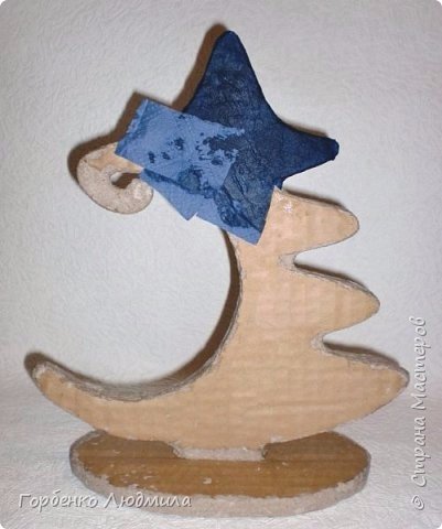 Ёлка-подвеска для новогоднего шара