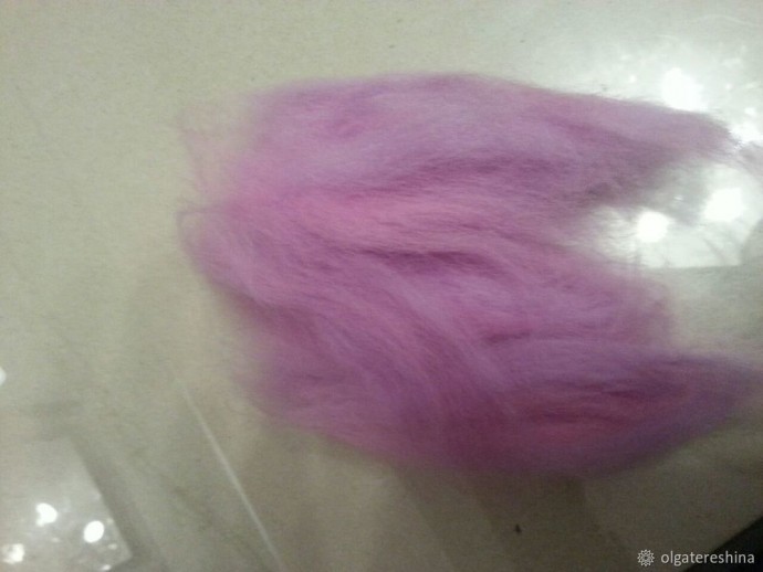 Букет сирени в технике шерстяной акварели