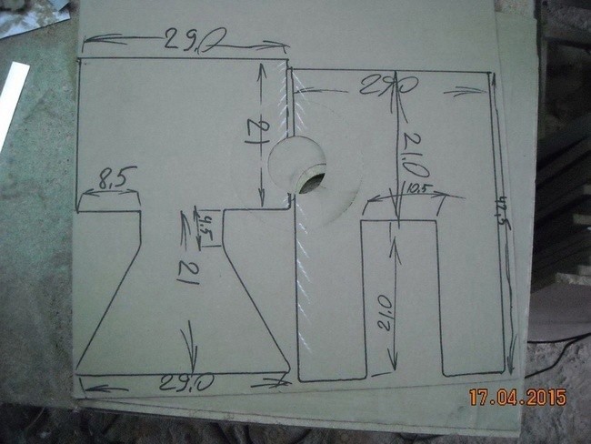 Простой и удобный раскладной стульчик