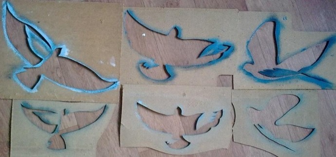 Идея дизайнерского украшения стены птичками