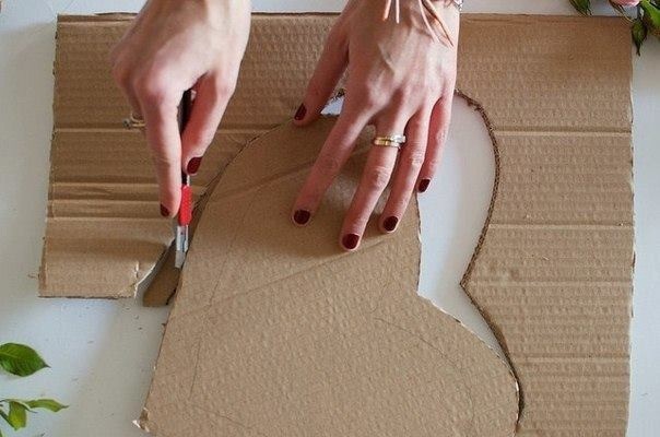 Венок из живых роз