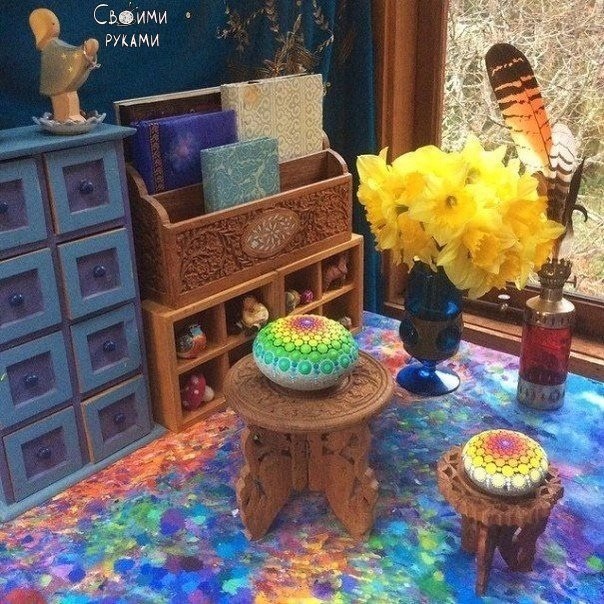 Благотворно влияющие на энергетику дома мандалы на камнях