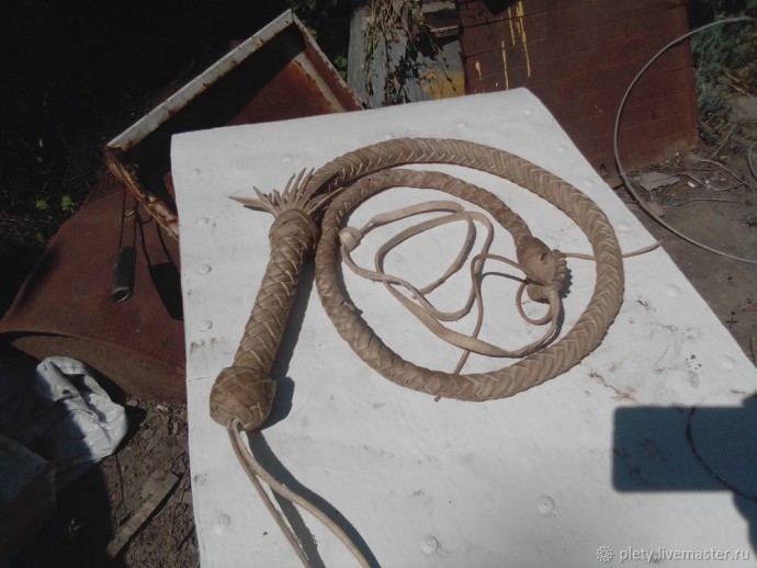 Плетение кнута-нагайки: подробный мастер-класс