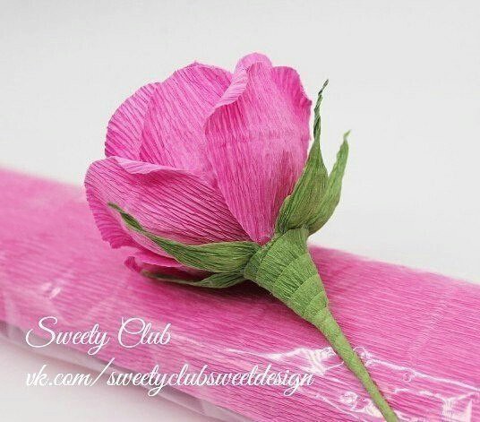 ​Сладкая розочка с конфеткой внутри