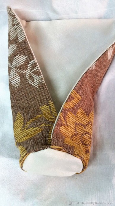 Чехол-костюм на бутылку