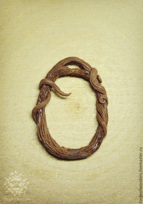 Кулон с грибами из полимерной глины Кулон с грибами из полимерной глины