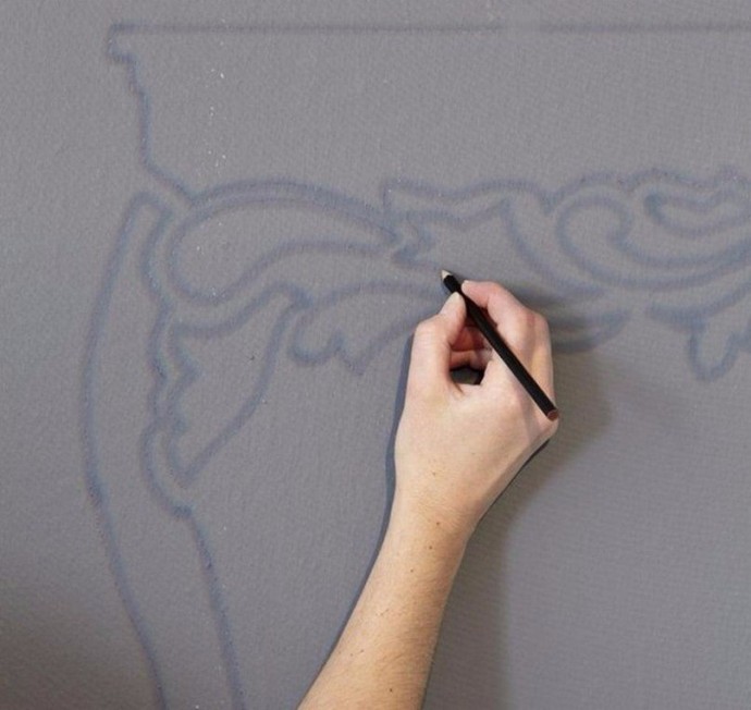 Декор: делаем из простой полки столик во французском стиле