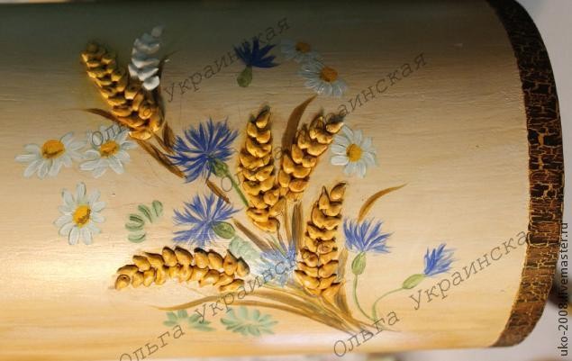 Оформление мини-комода