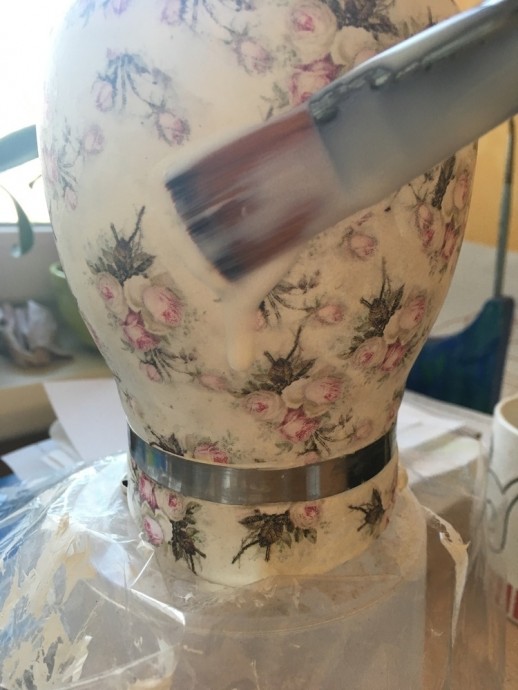 Романтический кувшинчик из старого чайника