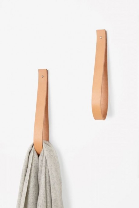 Полки и вешалки handmade из старых ремней