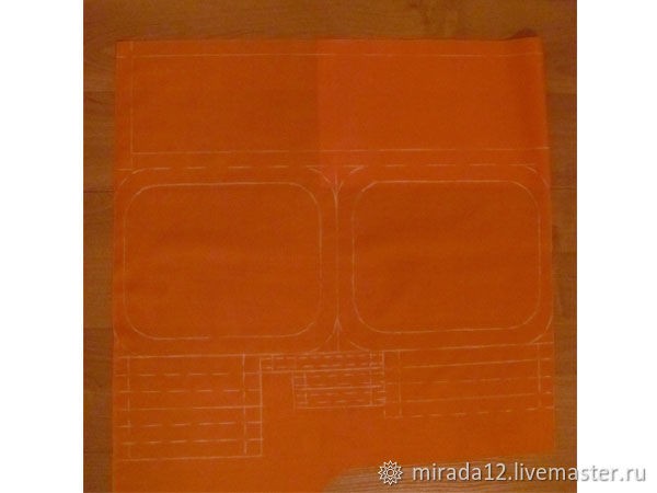 Шкатулка-косметичка с жестким каркасом