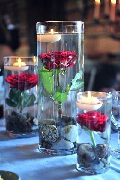 Плавающие свечи в декоре