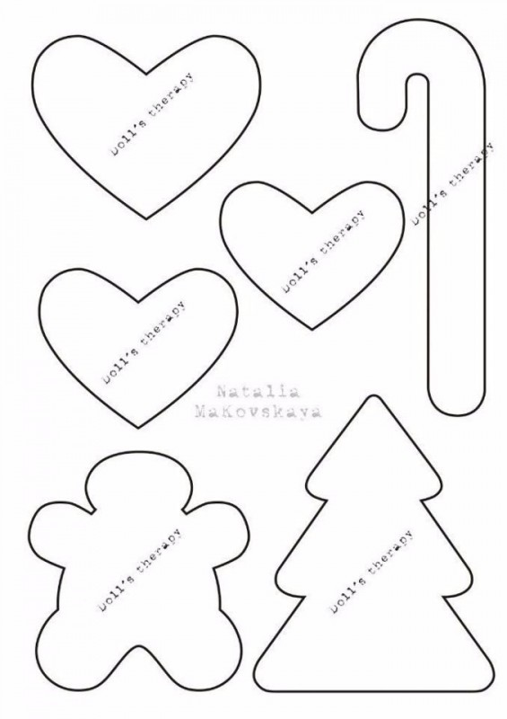 Новогодний веночек с пряничными мягкими игрушками