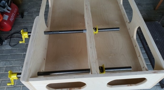 Рабочий стол в мастерскую