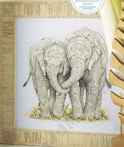 ​Вышиваем влюбленных слонов