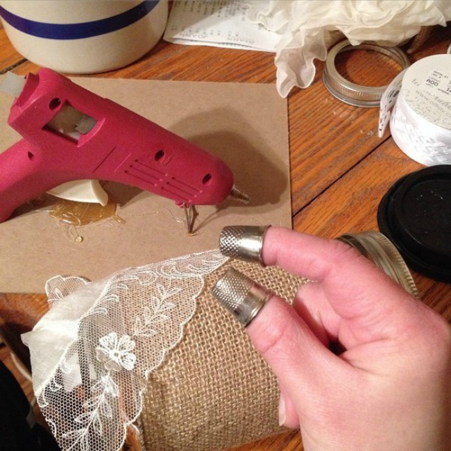 Замечательные хитрости для рукодельниц