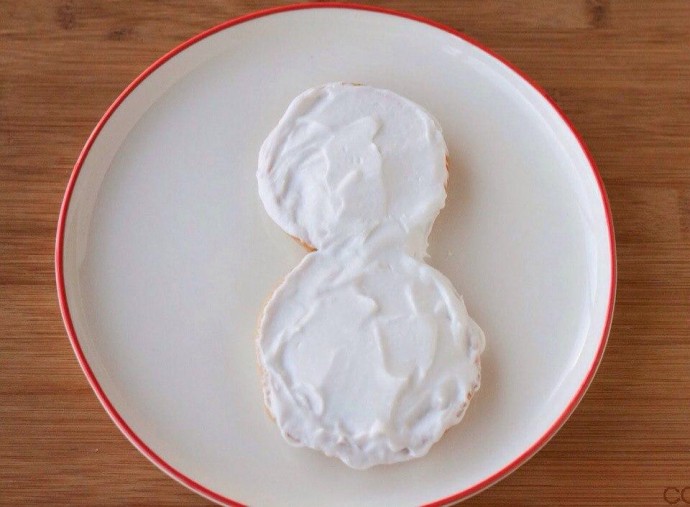 Очень красивый и вкусный новогодний завтрак