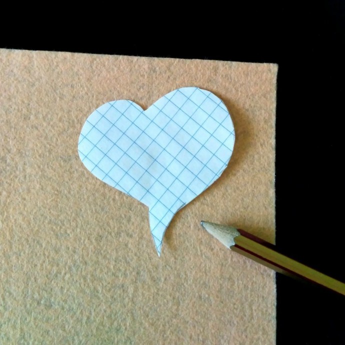 Брошь "Сердце" Брошь "Сердце"