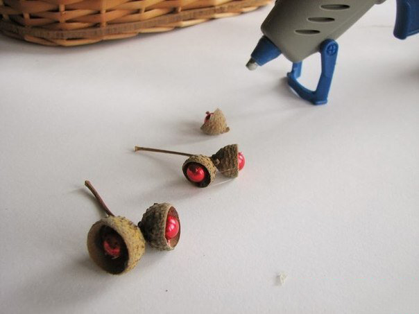 Эко веночек с орехами: мастер-класс