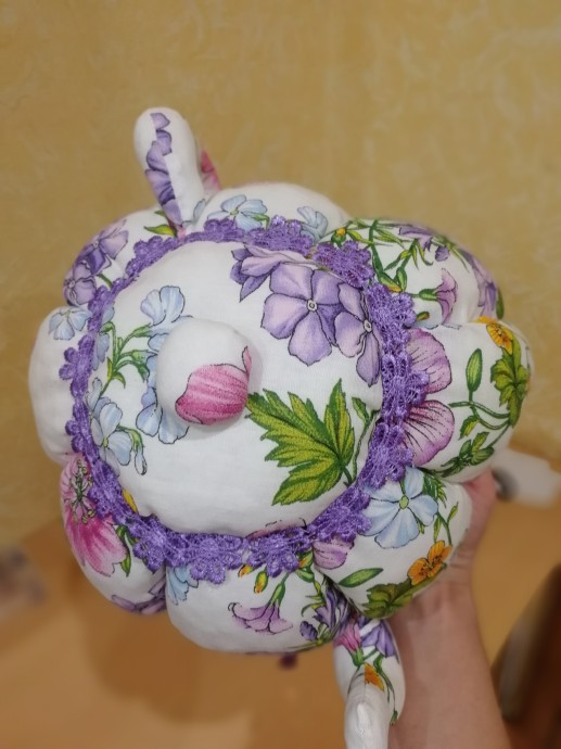 Интересные идеи грелок на чайники