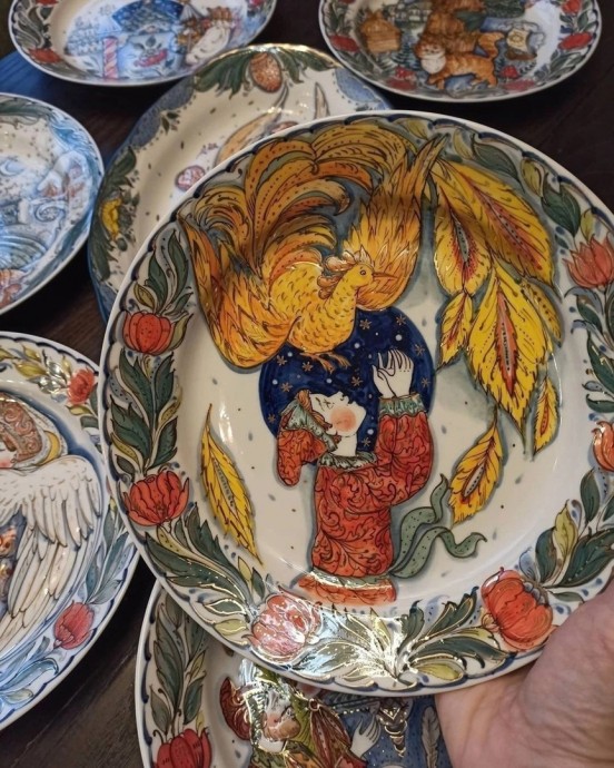 Расписные тарелочки