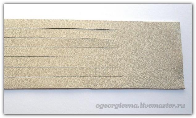 Комплект украшений из кожи Комплект украшений из кожи